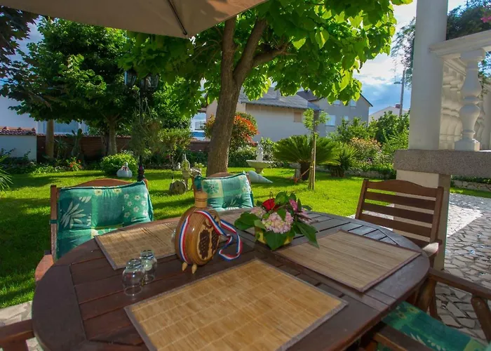 Luis Apartman Kastela