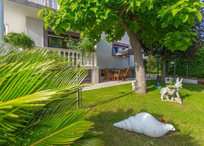 Luis Apartman Kastela