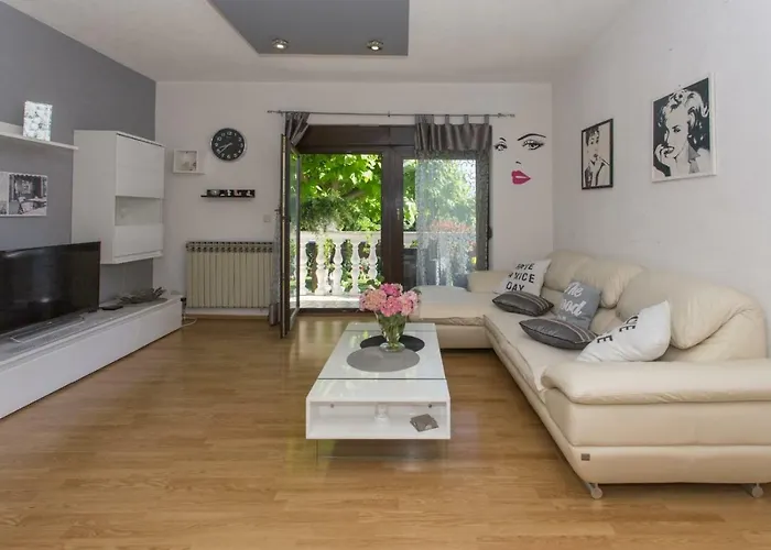Apartman Luis *